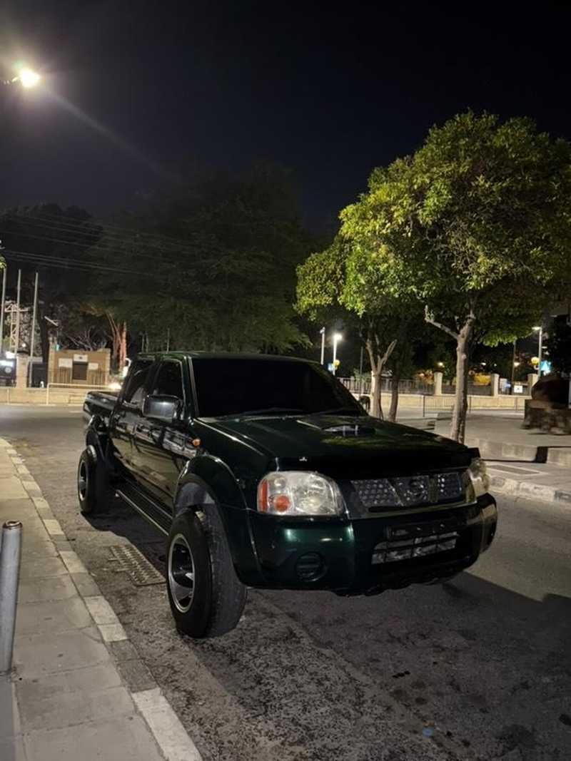 2005 Nissan Navara 2,5L 2005 Cyprus