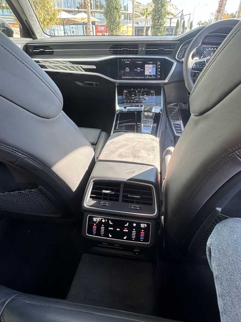 2024 Audi RS6 4,0L 2024 Cyprus