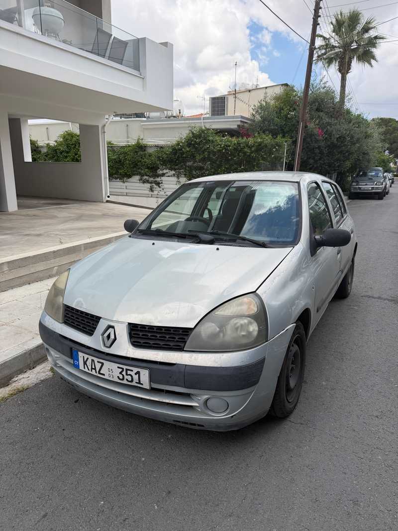 2003 Renault Clio 1,2L 2003 Cyprus