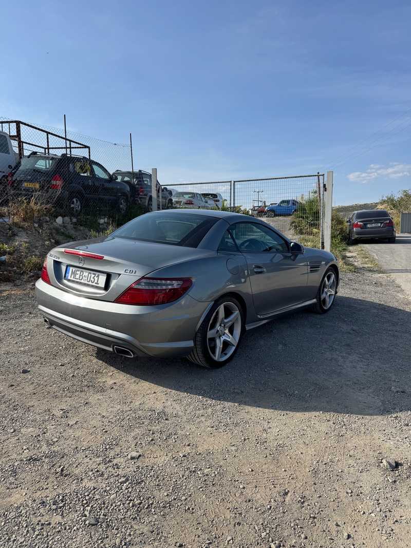2012 Mercedes-Benz SLK-Class 2,5L 2012 Cyprus