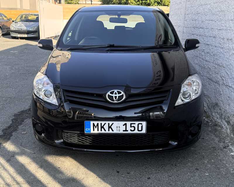 2010 Toyota Auris 1,5L 2010 Cyprus