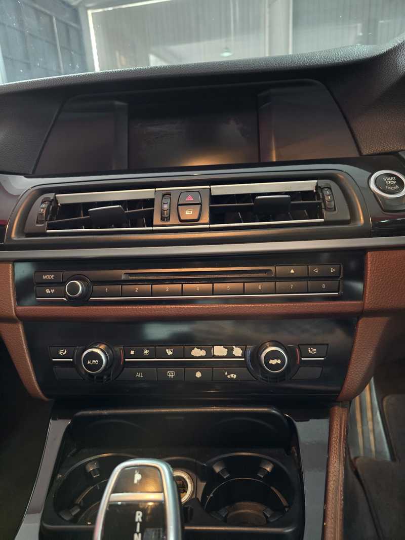 2010 BMW 5-Series 2,0L 2010 Cyprus