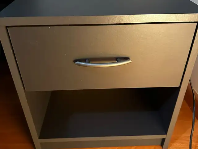 Grey sidetables / nightstands, Επαρχία Λεμεσού — Λεμεσός - Μέσα Γειτονιά