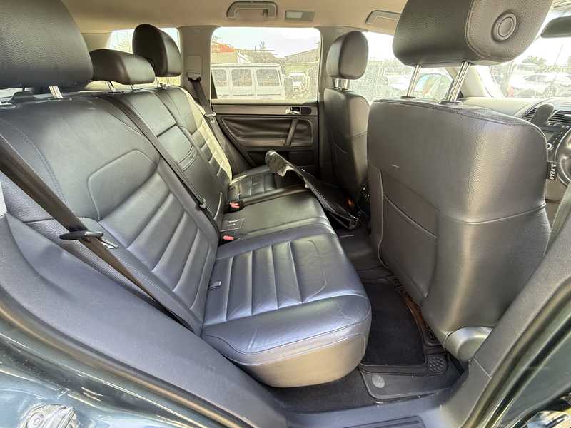 2009 Volkswagen Touareg 2,5L 2009 Cyprus