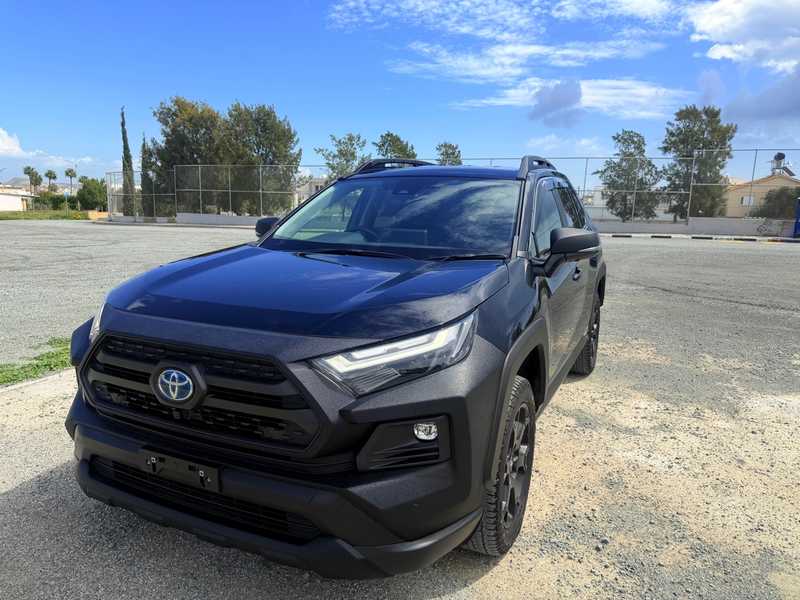 Toyota RAV4 2,5L 2024