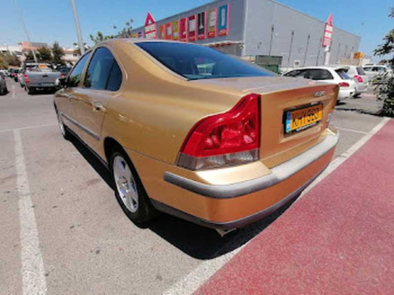 2003 Volvo S60 2,0L 2003 Cyprus