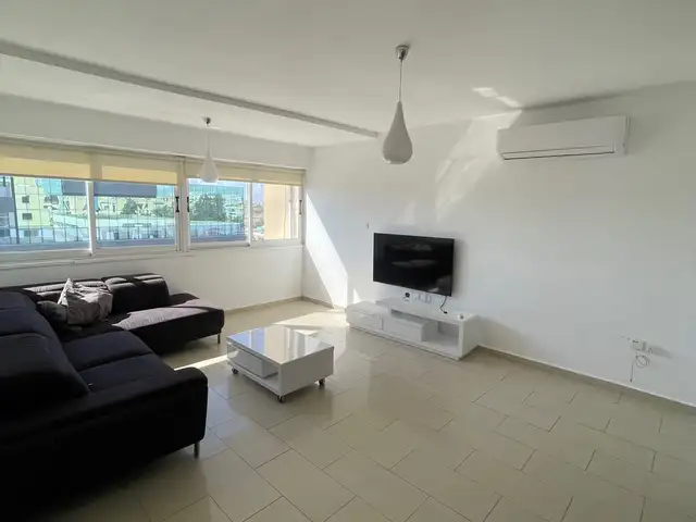 2-bedroom apartment to rent, Larnaca — Larnaka - Harbor
