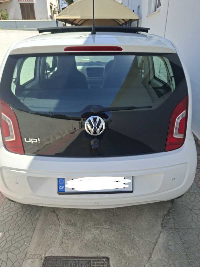 2015 Volkswagen UP 1,0L 2015 Cyprus
