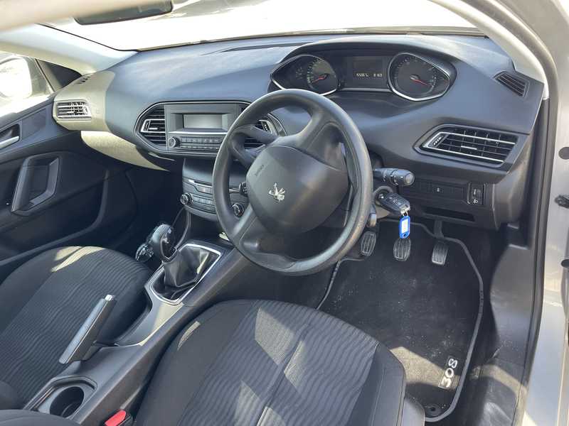 2016 Peugeot 308 1,2L 2016 Cyprus