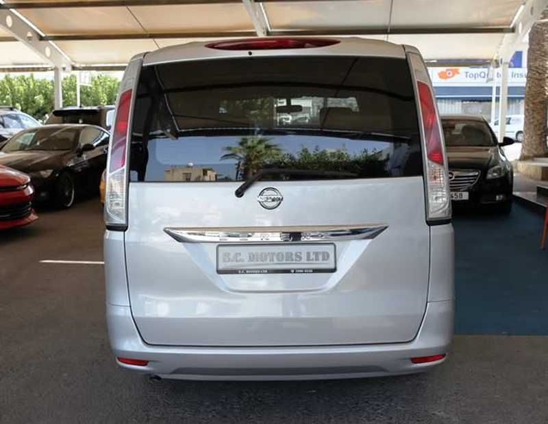 2011 Nissan Serena 2,0L 2011 Cyprus