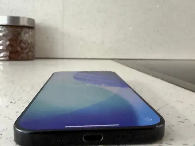 Iphone, Επαρχία Λευκωσίας — Στρόβολος - Εθνομαρτ Κυπριανός