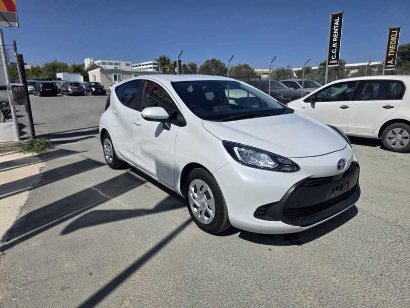 Toyota Aqua 1,5L 2022