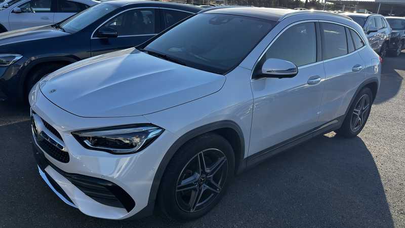 2021 Mercedes-Benz GLA-Class 2,0L 2021 Cyprus