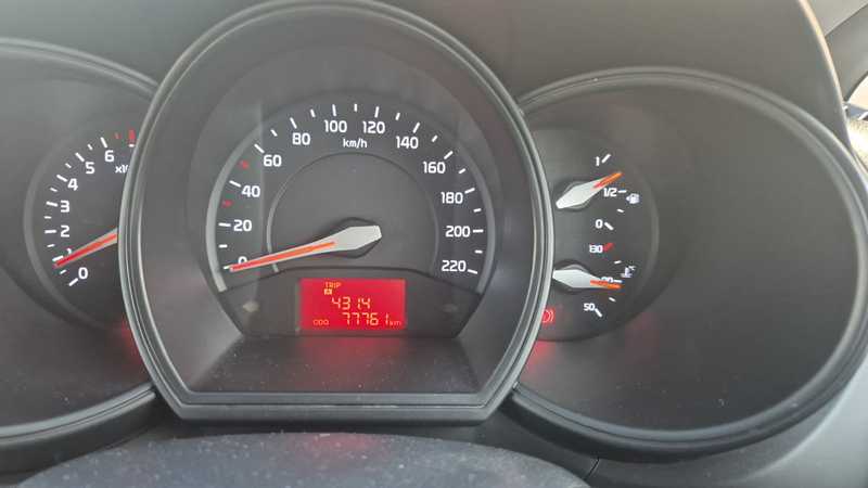 2015 KIA Rio 1,4L 2015 Cyprus