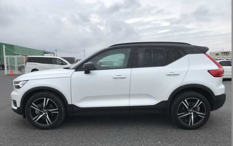 2022 Volvo XC40 2,0L 2022 Cyprus