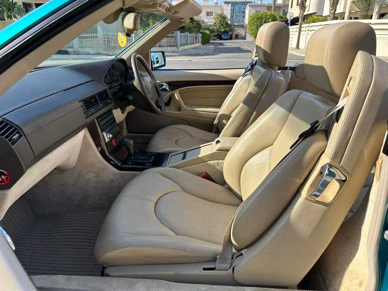 1997 Mercedes-Benz SL-Class 2,8L 1997 Cyprus