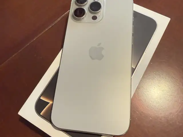 Iphone 16 pro max esim, Nicosia — Aglantzia