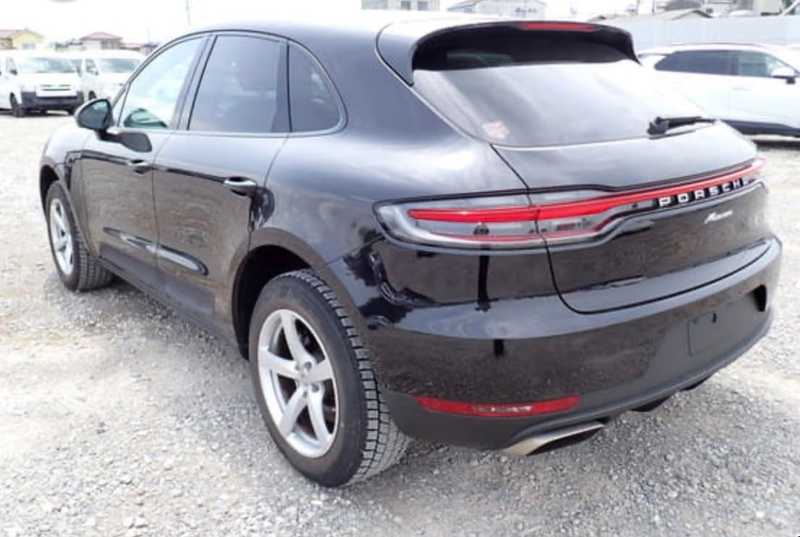 2022 Porsche Macan 2,0L 2022 Cyprus