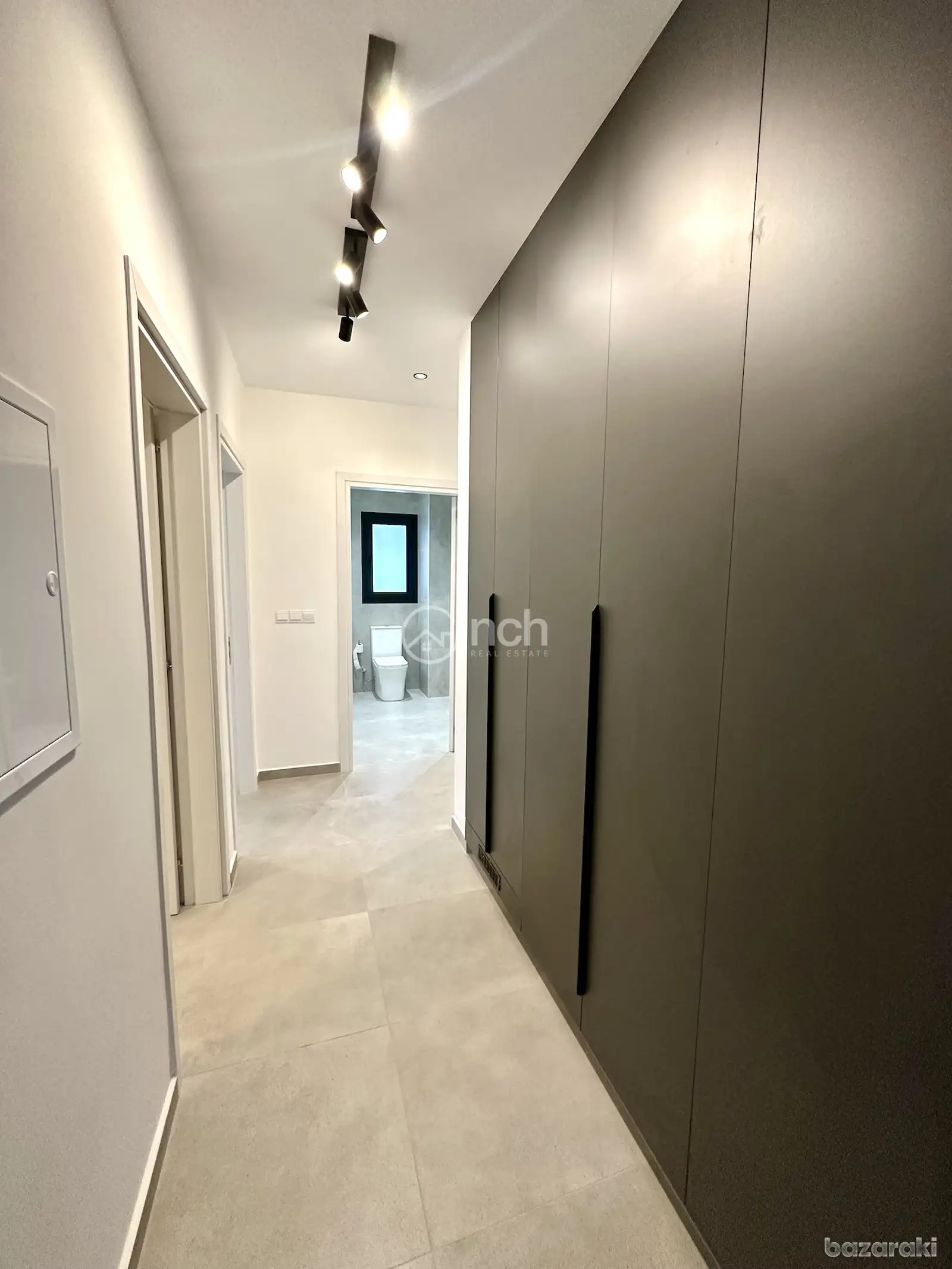 House, 3 bedrooms — 9