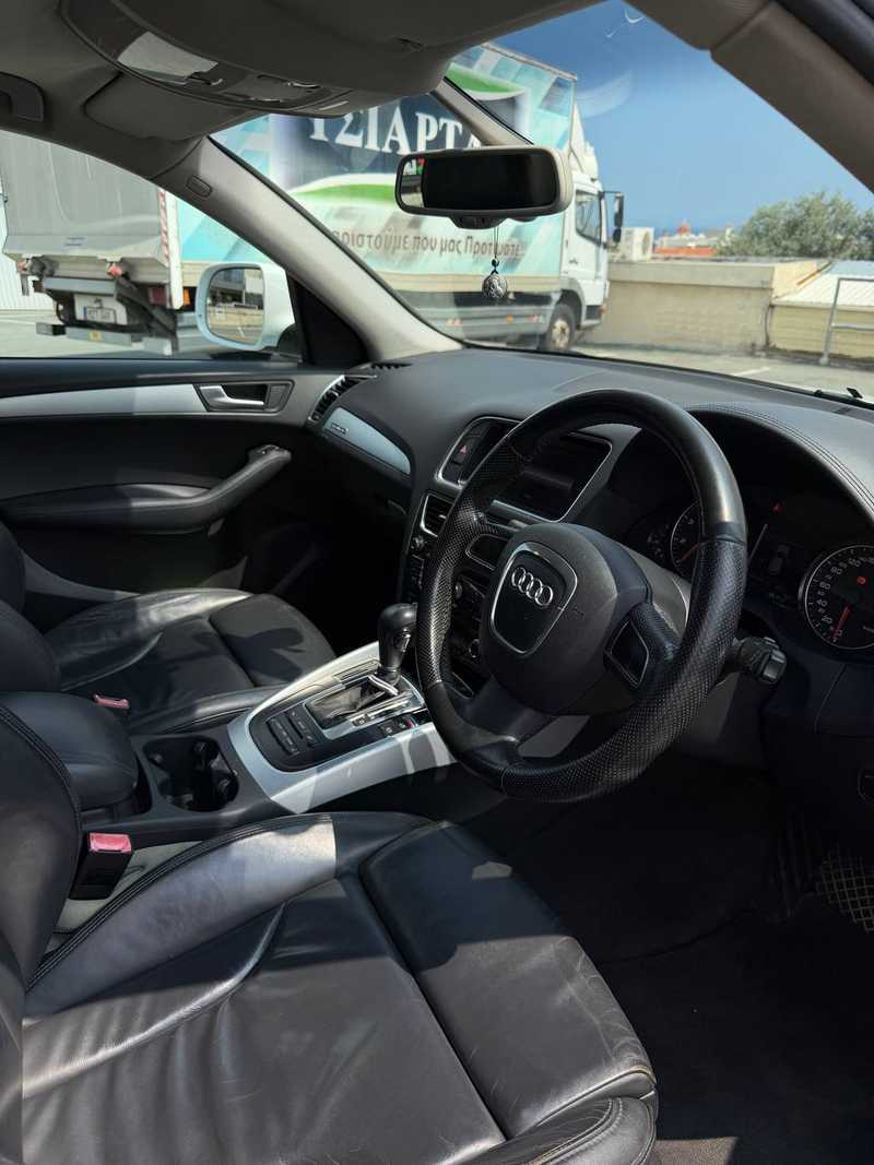 2009 Audi Q5 2,0L 2009 Cyprus