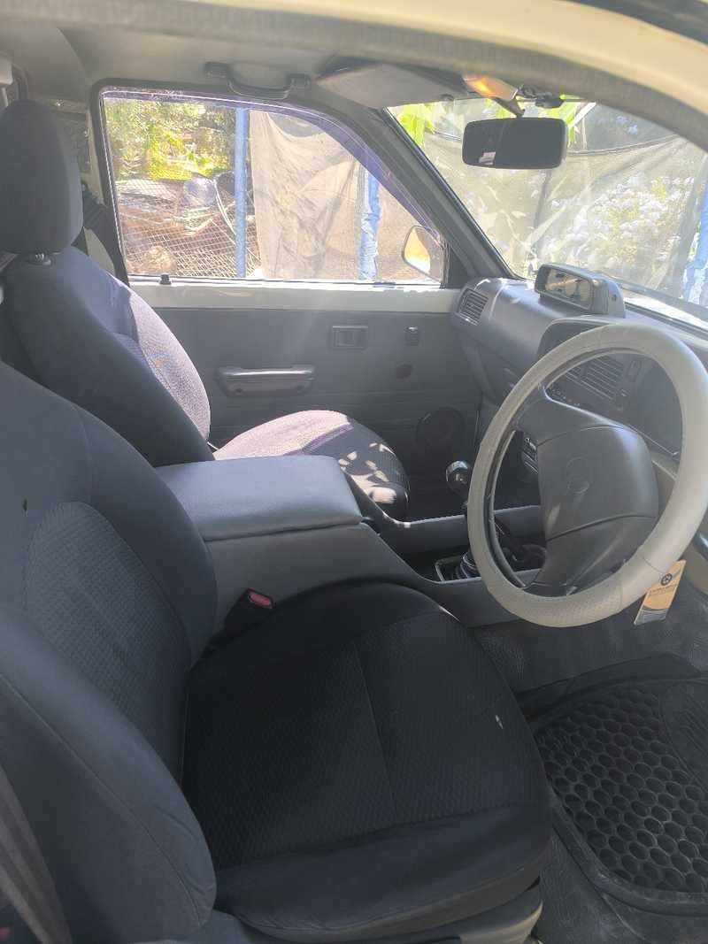1994 Toyota Hilux 2,8L 1994 Cyprus