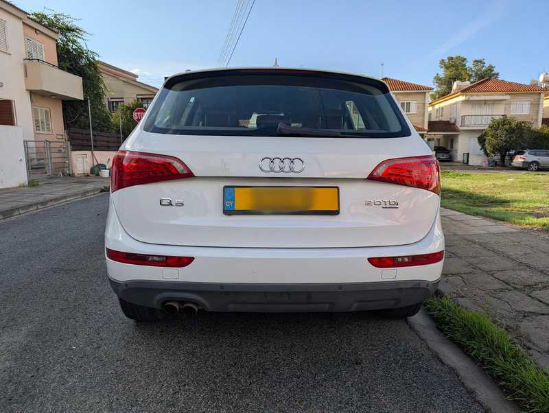 2011 Audi Q5 2,0L 2011 Cyprus