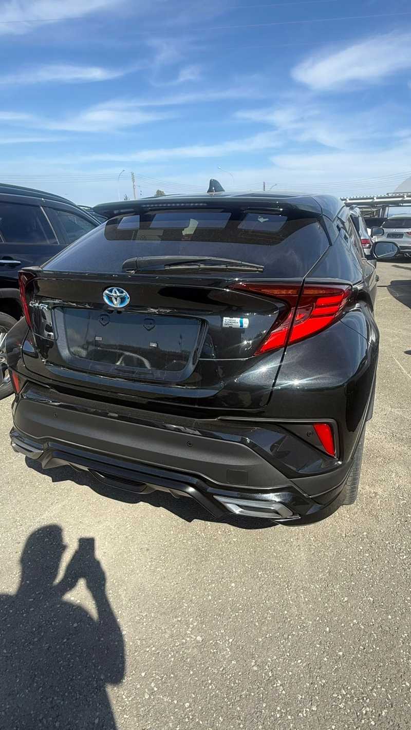 2021 Toyota C-HR 1,8L 2021 Cyprus