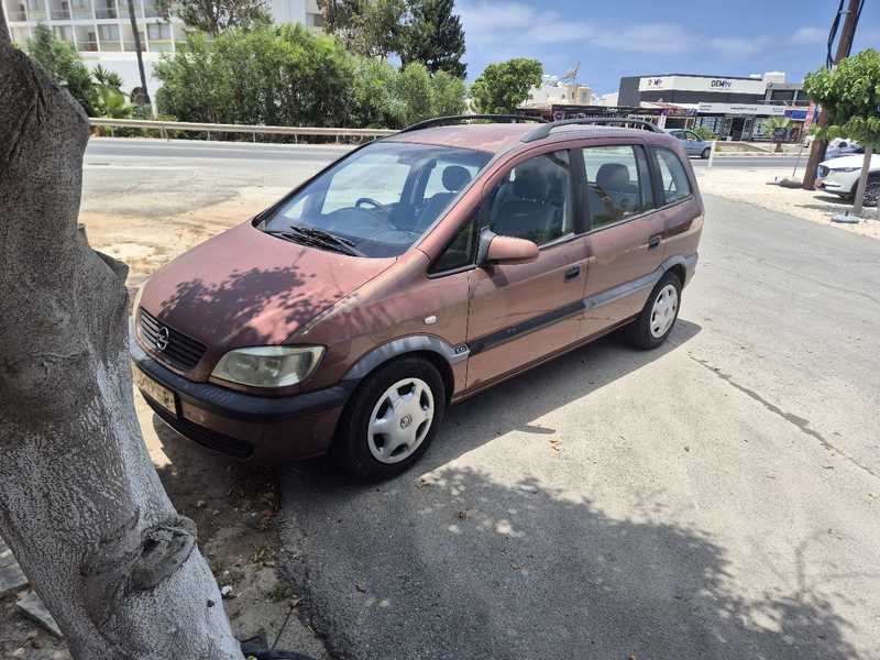 2001 Opel, Vauxhall Zafira 1,6L 2001 Cyprus