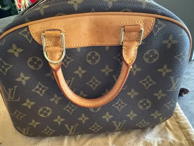 Louis vuitton trouville bag, Limassol — Limassol - Mesa Geitonia