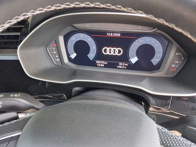 2022 Audi Q3 2,0L 2022 Cyprus