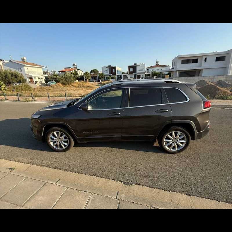 2015 Jeep Cherokee 2,0L 2015 Cyprus