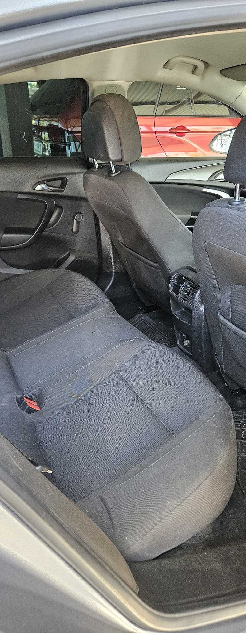2011 Opel, Vauxhall Insignia 2,0L 2011 Cyprus