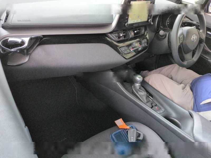 2022 Toyota C-HR 1,8L 2022 Cyprus