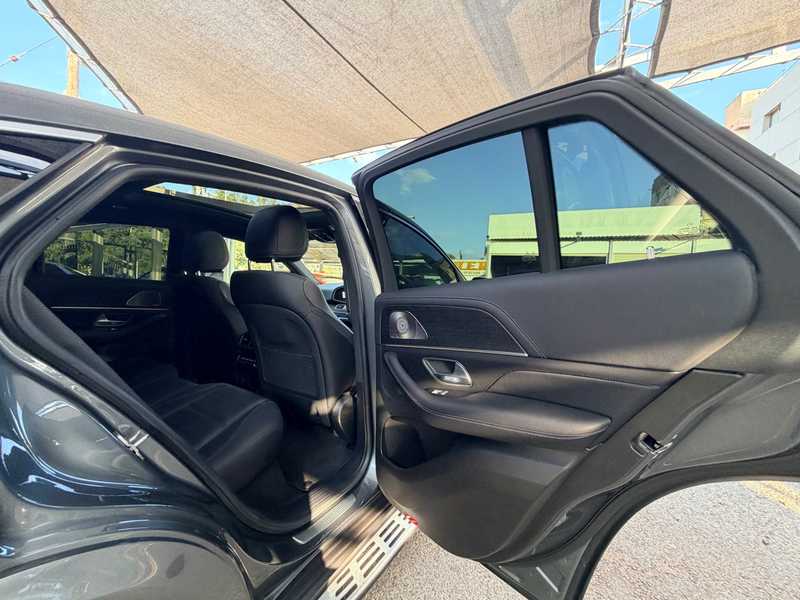 2025 Mercedes-Benz GLE-Class 3,0L 2025 Cyprus