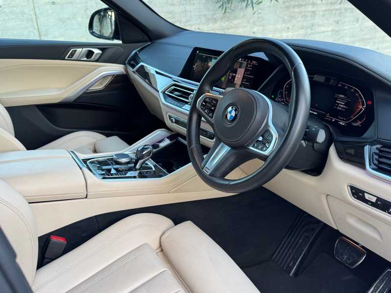 2021 BMW X6 3,0L 2021 Cyprus