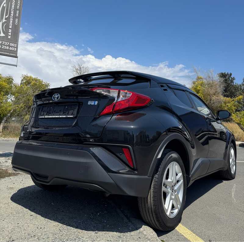 2023 Toyota C-HR 1,8L 2023 Cyprus
