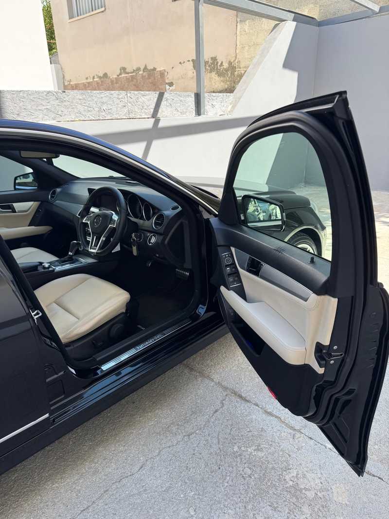 2011 Mercedes-Benz C-Class 2,5L 2011 Cyprus