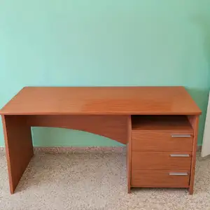 Ξύλινο γραφείο - wooden office., Limassol — Limassol - Linopetra