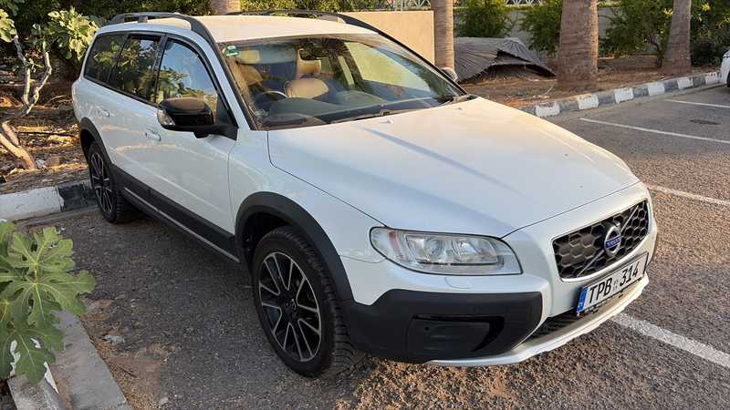 2016 Volvo XC70 2,0L 2016 Cyprus