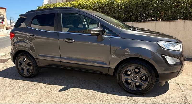 2019 Ford Escort 8,0L 2019 Cyprus