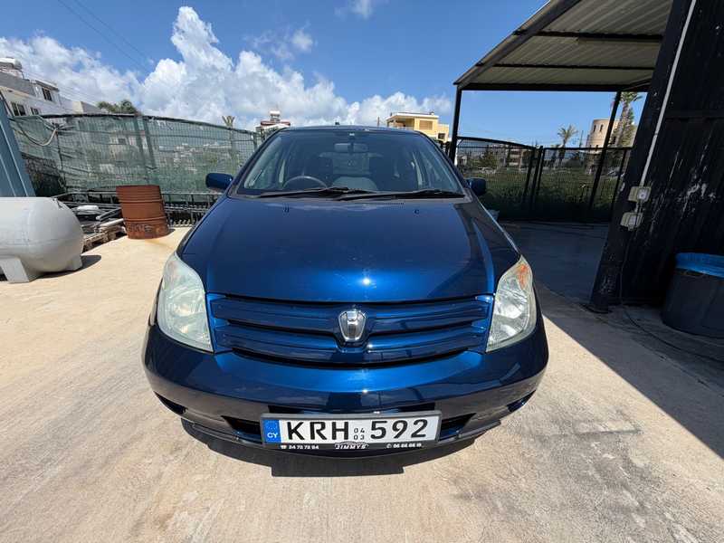 2003 Toyota Ist 1,3L 2003 Cyprus