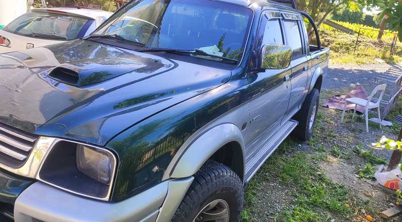 2002 Mitsubishi L200 2,5L 2002 Cyprus