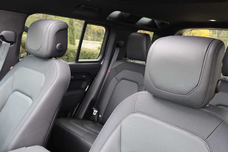 2023 Land Rover Defender 3,0L 2023 Cyprus