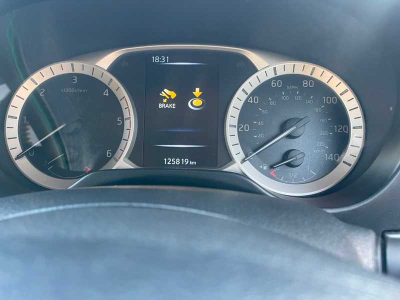 2016 Nissan Navara 2,3L 2016 Cyprus