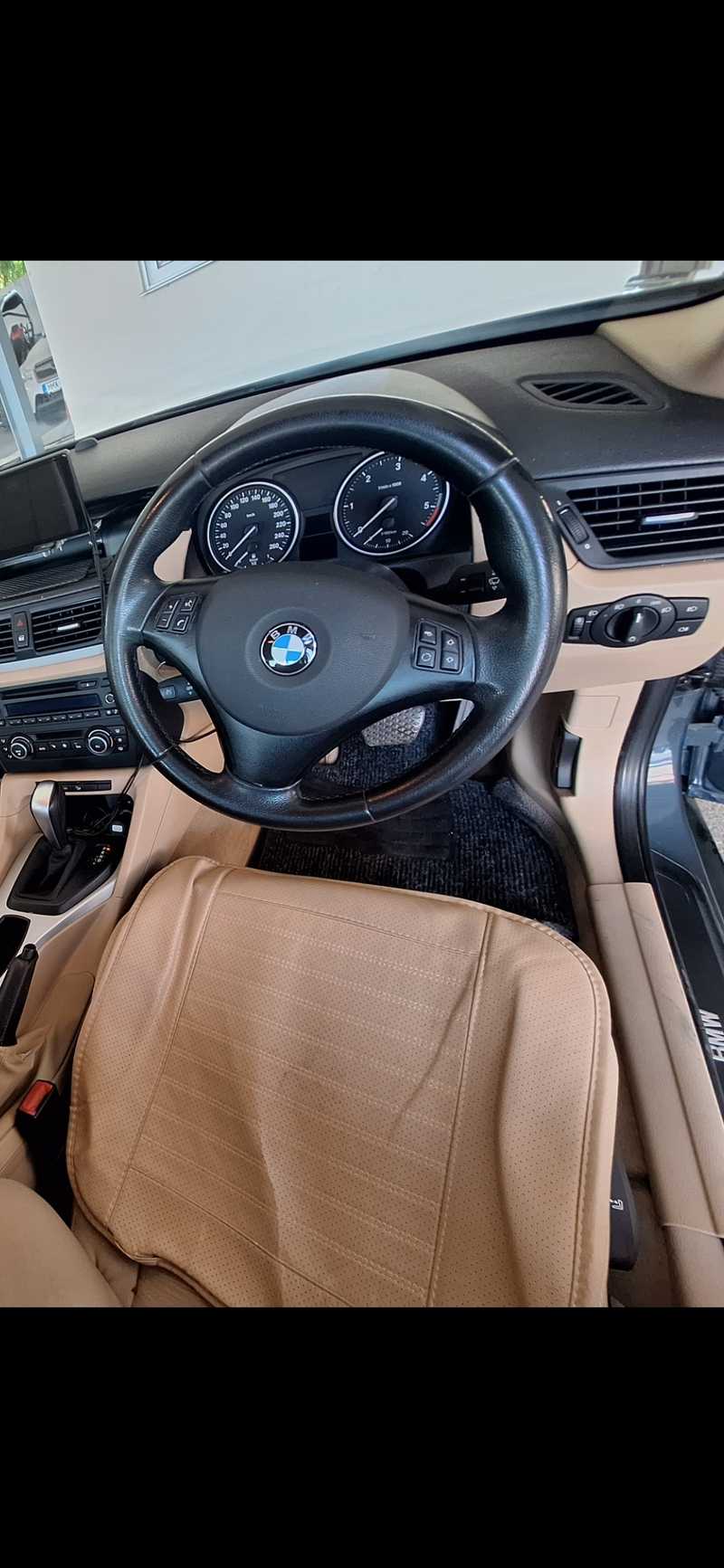 2011 BMW X1 2,0L 2011 Cyprus