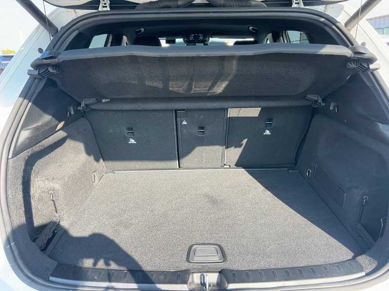 2021 Mercedes-Benz GLA-Class 2,1L 2021 Cyprus