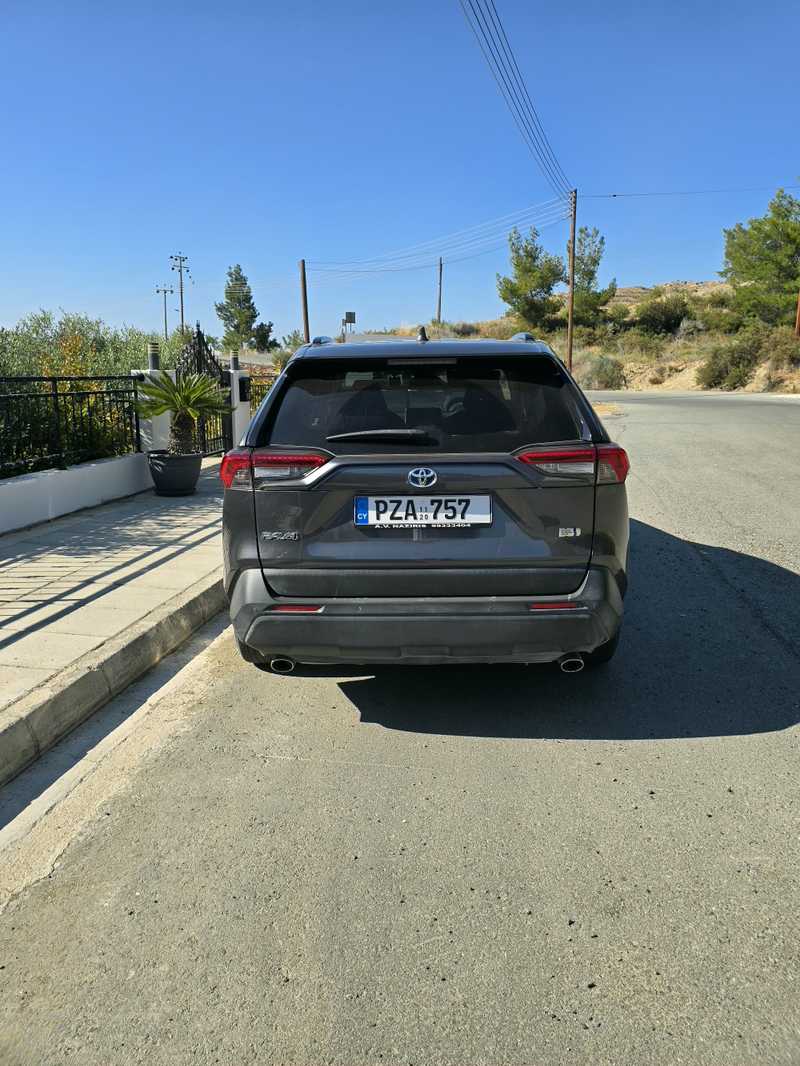 2021 Toyota RAV4 2,5L 2021 Cyprus