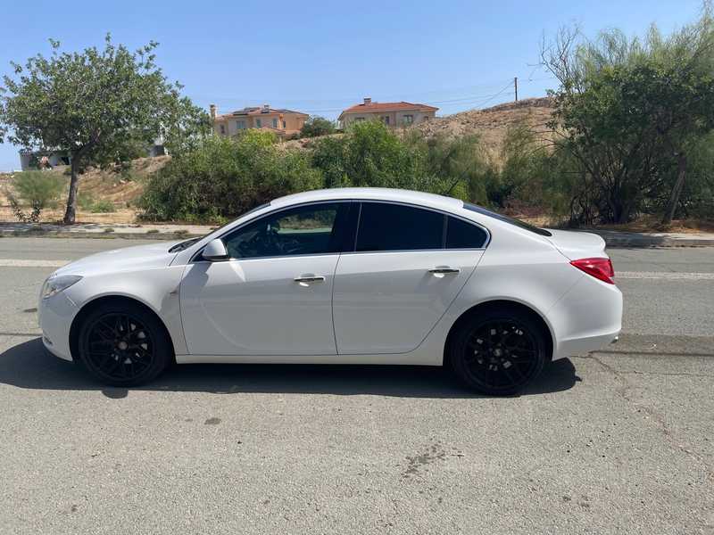 2010 Opel, Vauxhall Insignia 1,6L 2010 Cyprus