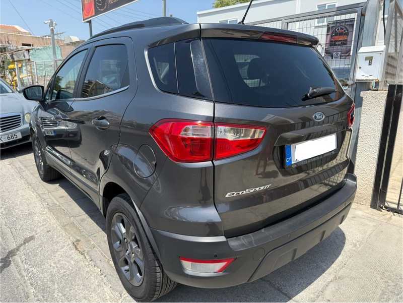 2019 Ford Escort 8,0L 2019 Cyprus