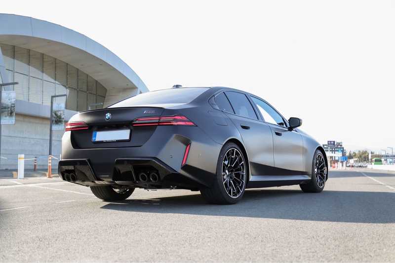 BMW M5 4,4L 2025